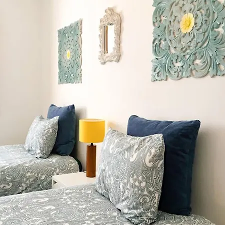 Charming Townhouse Óbidos