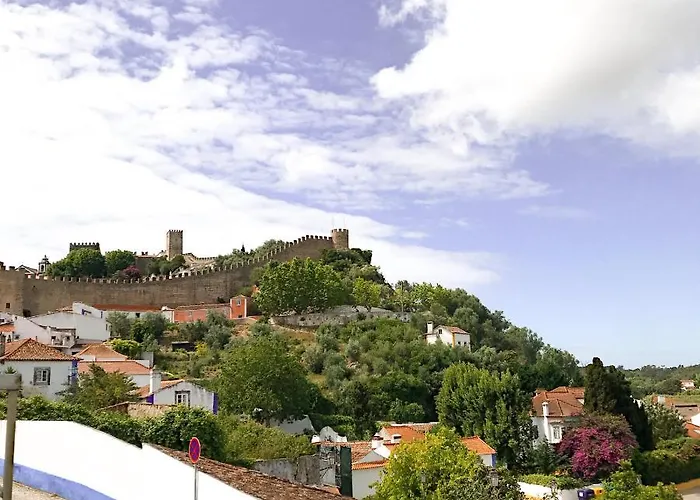 Charming Townhouse Vakantiehuis Óbidos